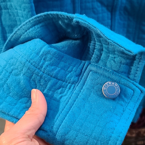 Jacket - Picture 3 of 4